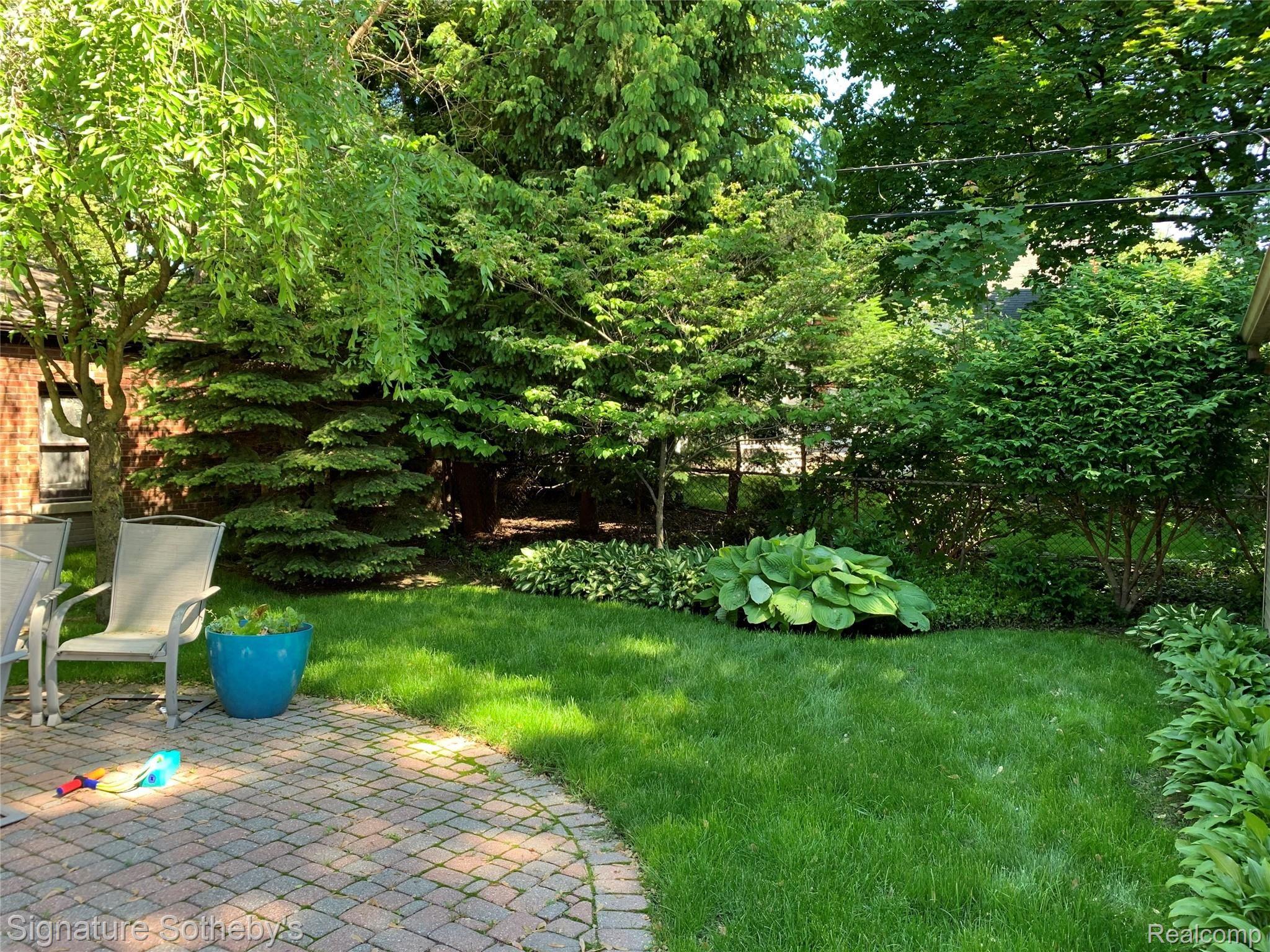 322 Kerby Road Grosse Pointe, MI 48236 - Photo 46 of 50 IMG_1916.jpg