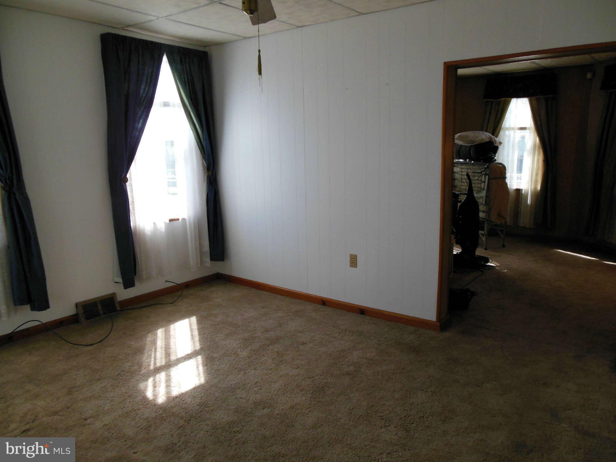 911 Desoto Road Baltimore, MD 21223 - Photo 7 of 16 Dining Room