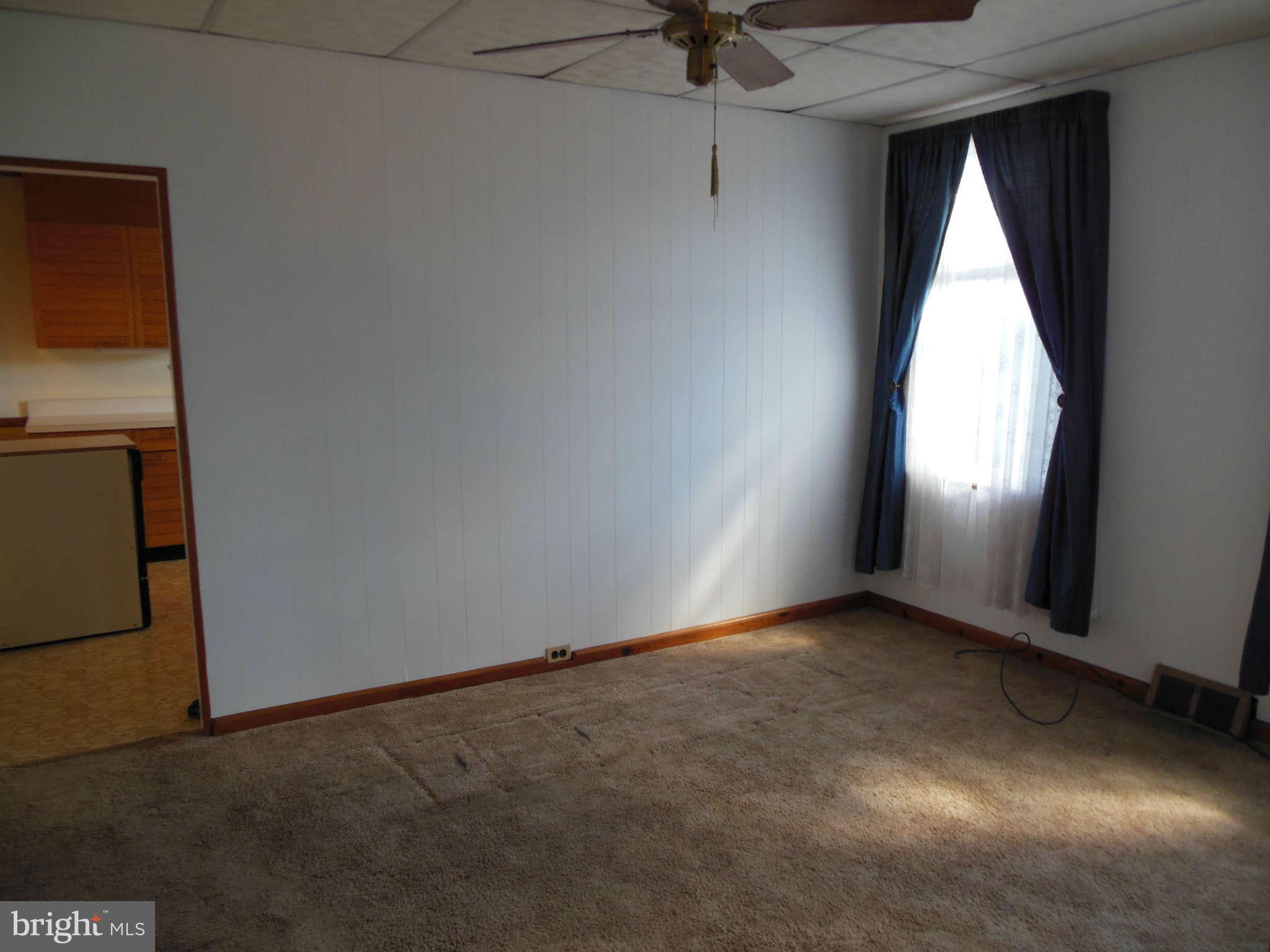 911 Desoto Road Baltimore, MD 21223 - Photo 8 of 16 Dining Room