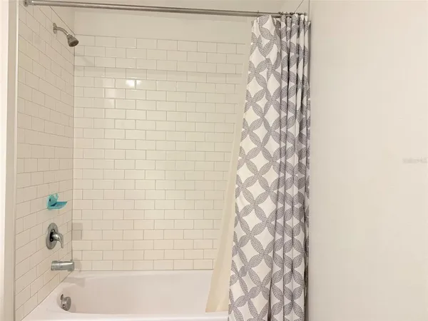$2,300 | 35080 Brackett Bend, Zephyrhills, FL 33541