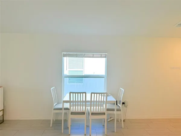 $2,300 | 35080 Brackett Bend, Zephyrhills, FL 33541