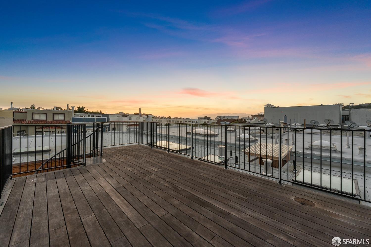 174-172 18th Avenue, Unit 172 San Francisco, CA 94121 - Photo 25 of 37 a view of terrace with city view