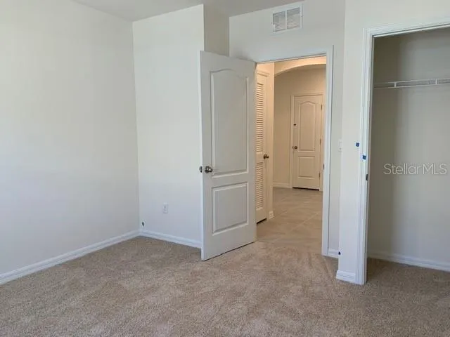 a view of utility room