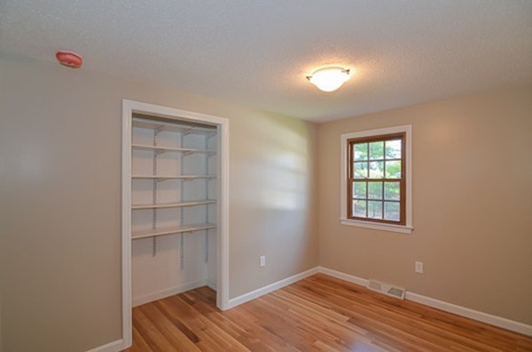17 Fosdick Road Carver, MA 02330 - Photo 8 of 24 Gallery Image 8