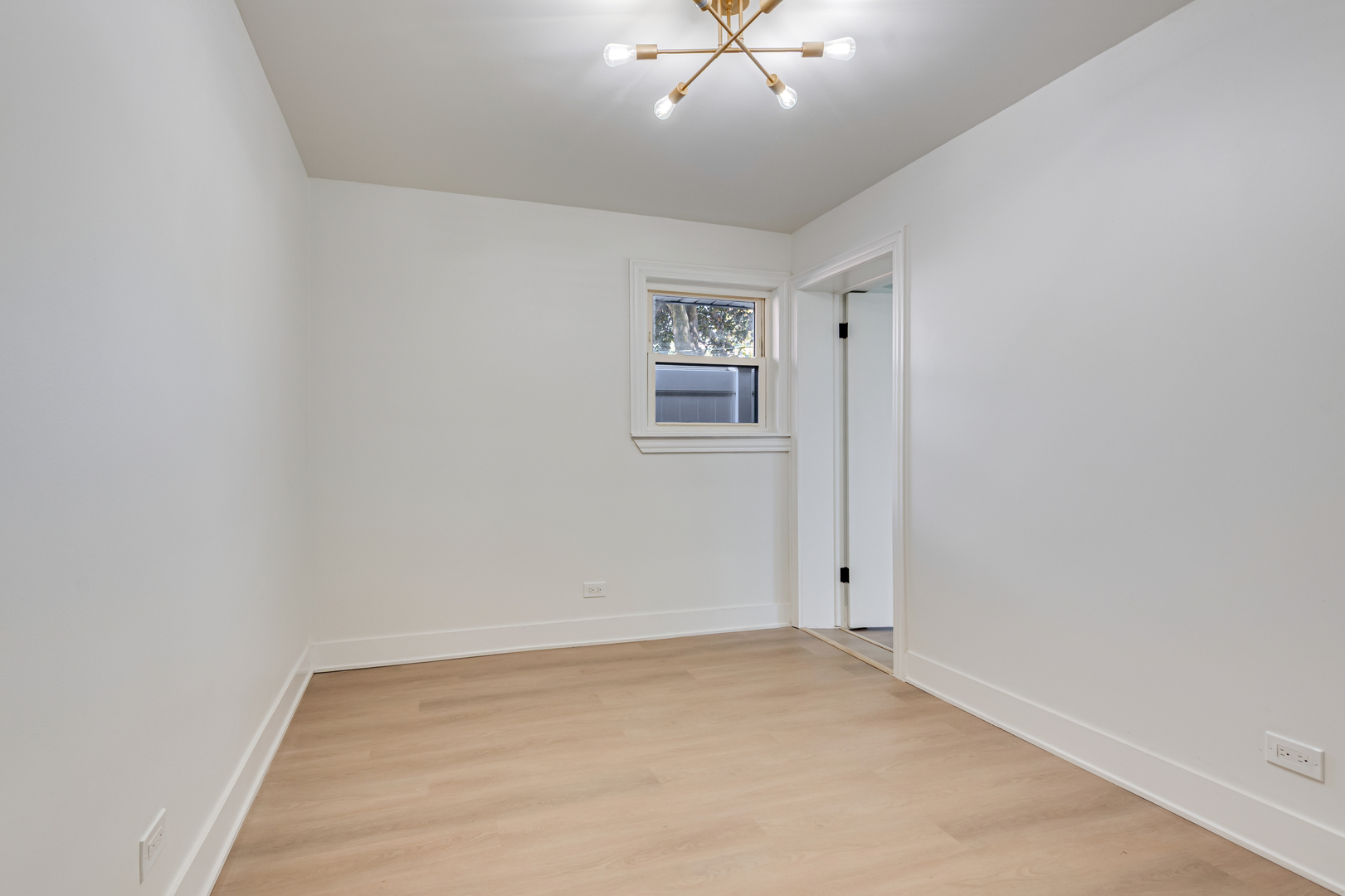 7715 South Kilpatrick Avenue Chicago, IL 60652 - Photo 17 of 24 Gallery Image 17
