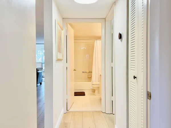 $1,800 | 4725 Lucerne Lakes Boulevard East, Unit 311, Lake Worth, FL 33467