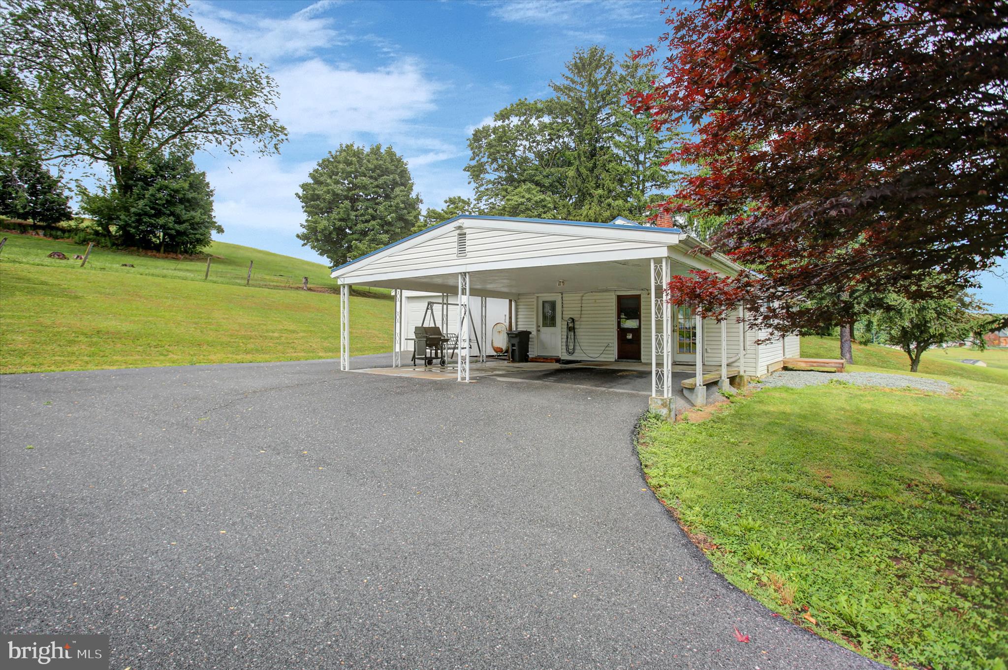 7046 Mentzer Gap Road Waynesboro, PA 17268 - Photo 4 of 28