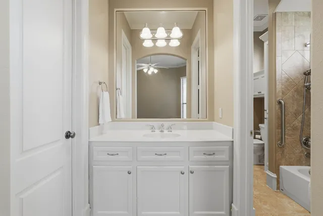 $820,000 | 8110 Hideaway Lake Circle, Spring, TX 77389