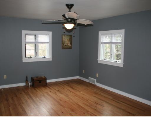 304 Washington Road Forest Hills, PA 15221 - Photo 5 of 8 Exterior Front. MASTER BEDROOM IS NEWLY PAINTED AND STYLISH