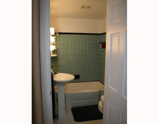 304 Washington Road Forest Hills, PA 15221 - Photo 6 of 8 2nd Floor Plan. NICE SIZED FULL BATH UPSTAIRS. THERE IS ALSO A POWDER ROOM ON THE FIRST FLOOR