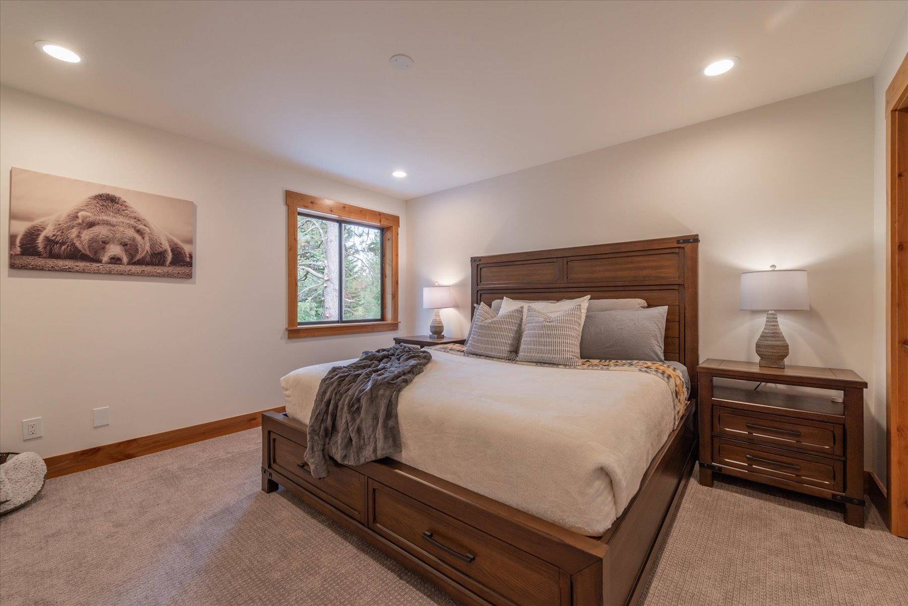 14192 Ski View Loop Truckee, CA 96161 - Photo 21 of 28 Gallery Image 21
