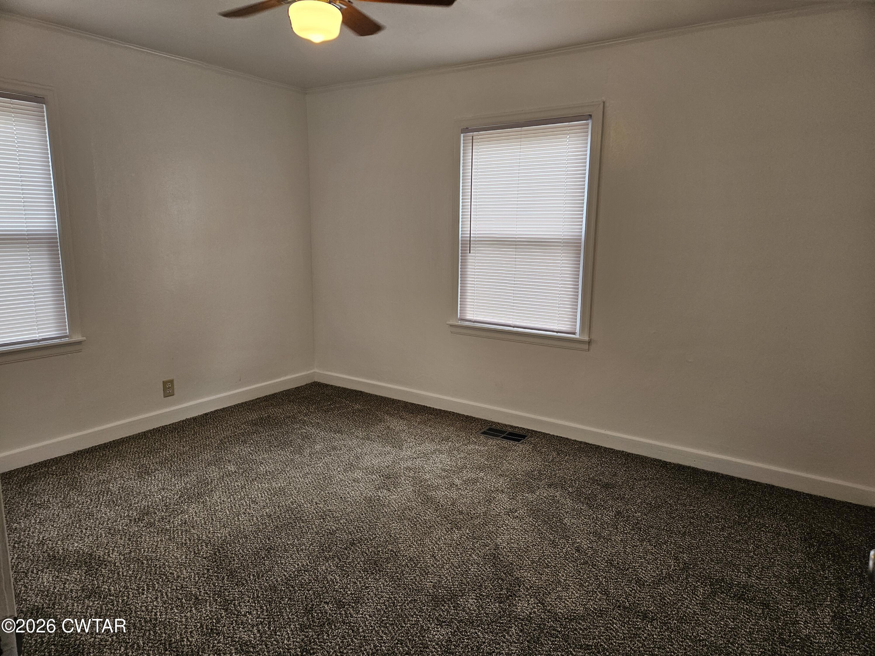 2016 Elliott Street Humboldt, TN 38343 - Photo 6 of 14 20260309_103523