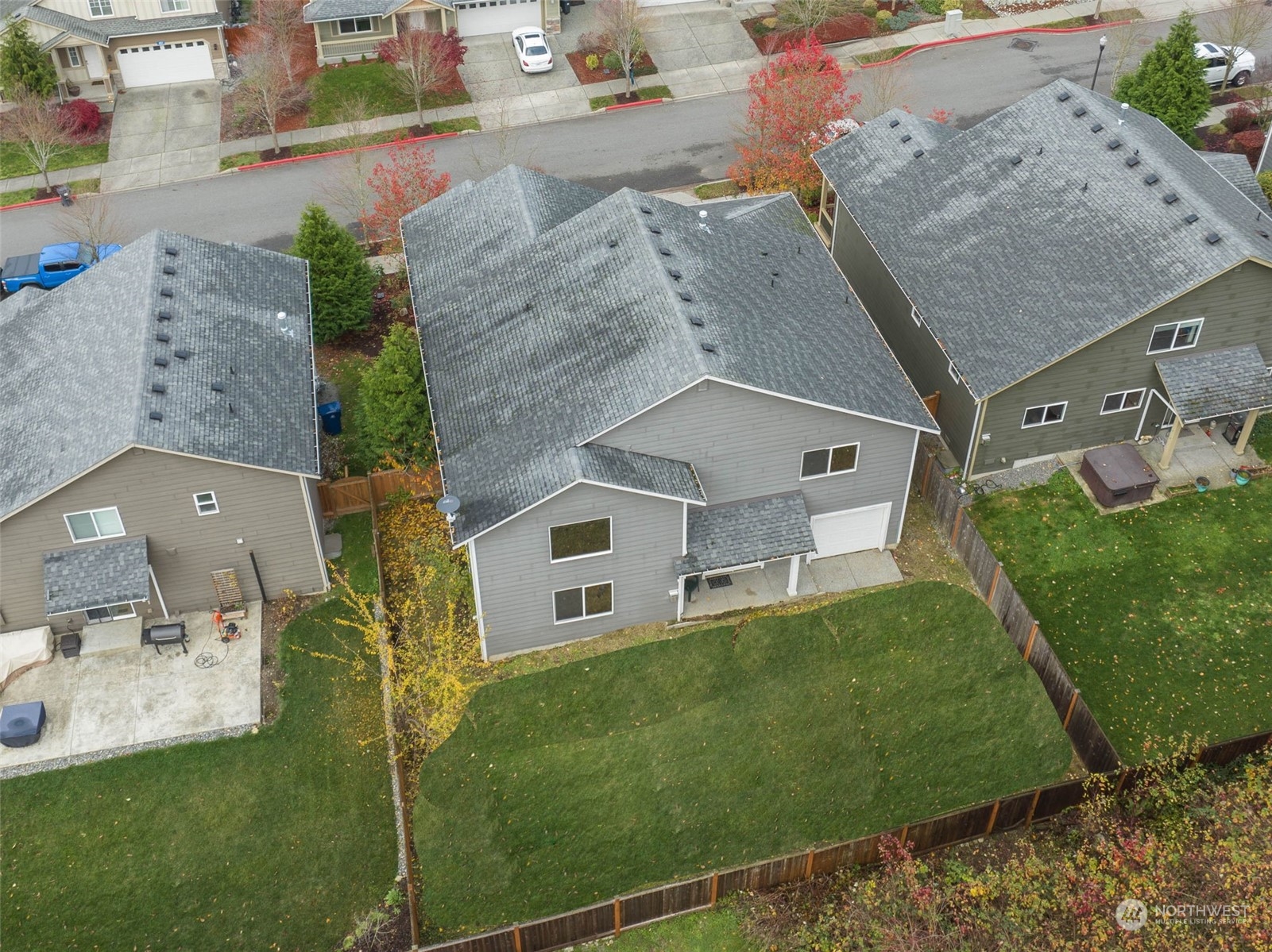 448 Barry Loop Mount Vernon, WA 98274 - Photo 39 of 40 an aerial view of a house with a yard