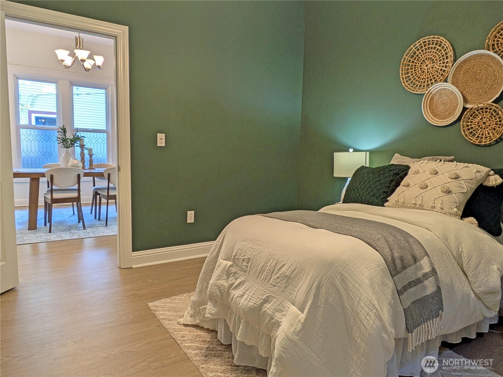 2208 East John Street Seattle, WA 98112 - Photo 14 of 34