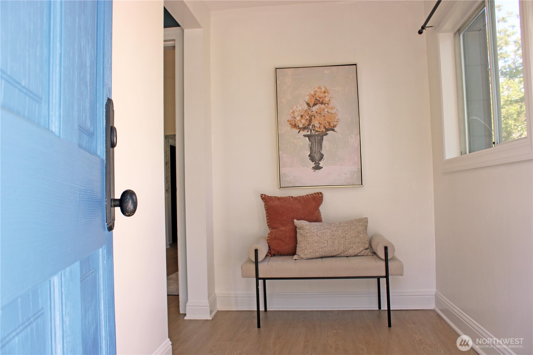 2208 East John Street Seattle, WA 98112 - Photo 3 of 34