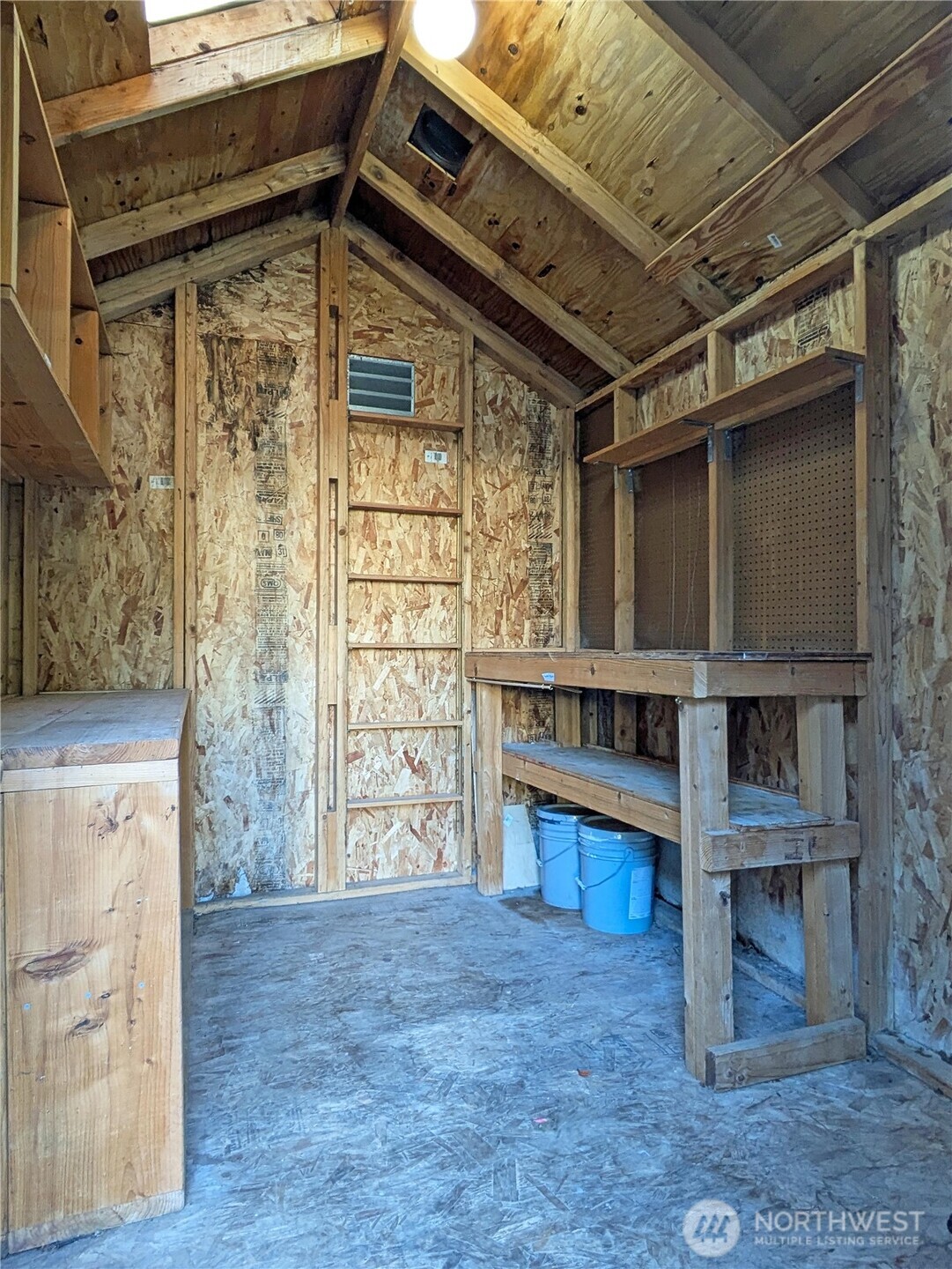 2208 East John Street Seattle, WA 98112 - Photo 33 of 34