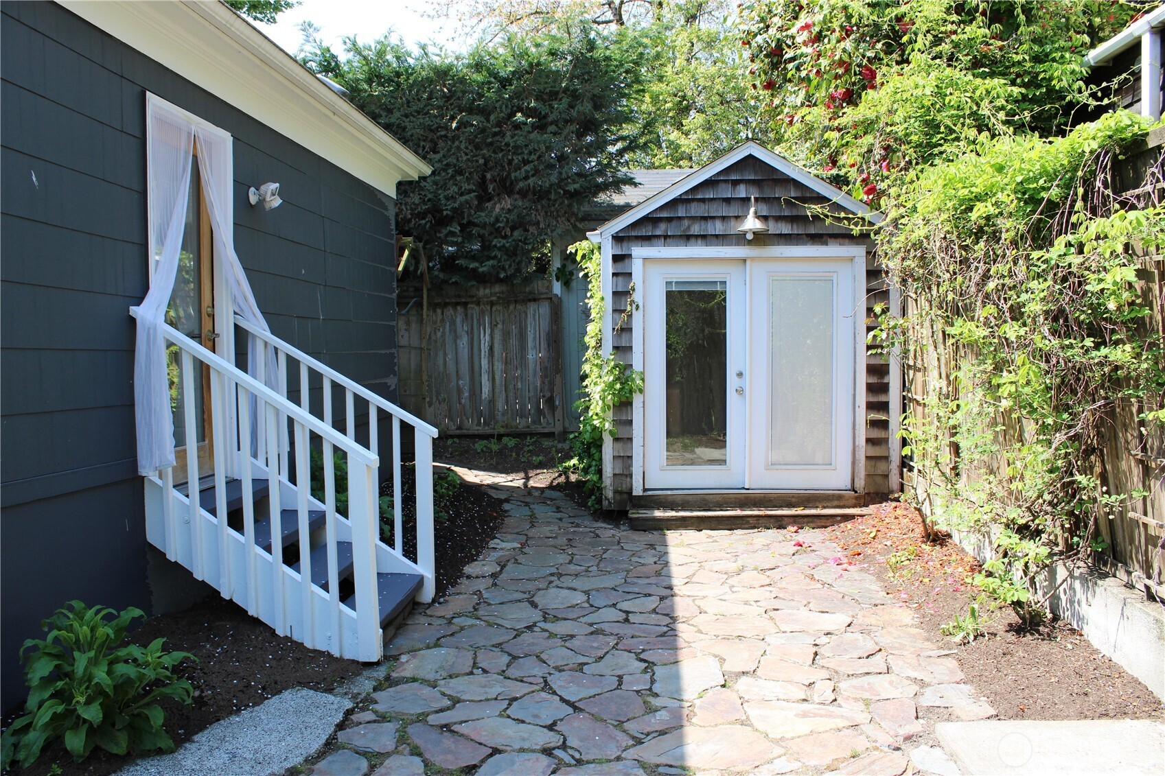 2208 East John Street Seattle, WA 98112 - Photo 34 of 34