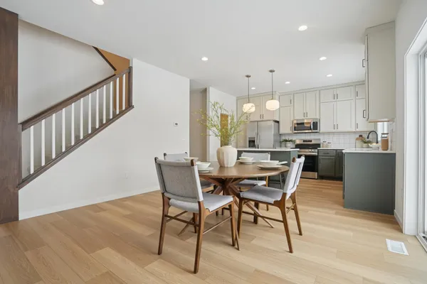 $570,000 | 6891 14th Street South, Fargo, ND 58104