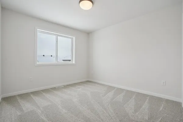 $570,000 | 6891 14th Street South, Fargo, ND 58104