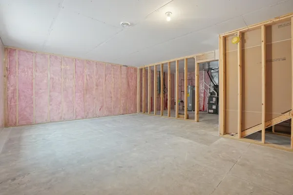 $570,000 | 6891 14th Street South, Fargo, ND 58104