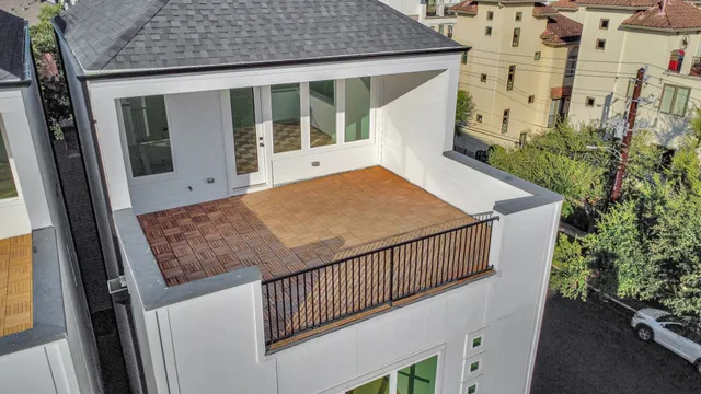 $739,000 | 4819 Austin Street, Unit B, Houston, TX 77004