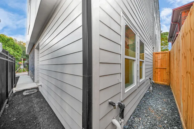 $739,000 | 4819 Austin Street, Unit B, Houston, TX 77004