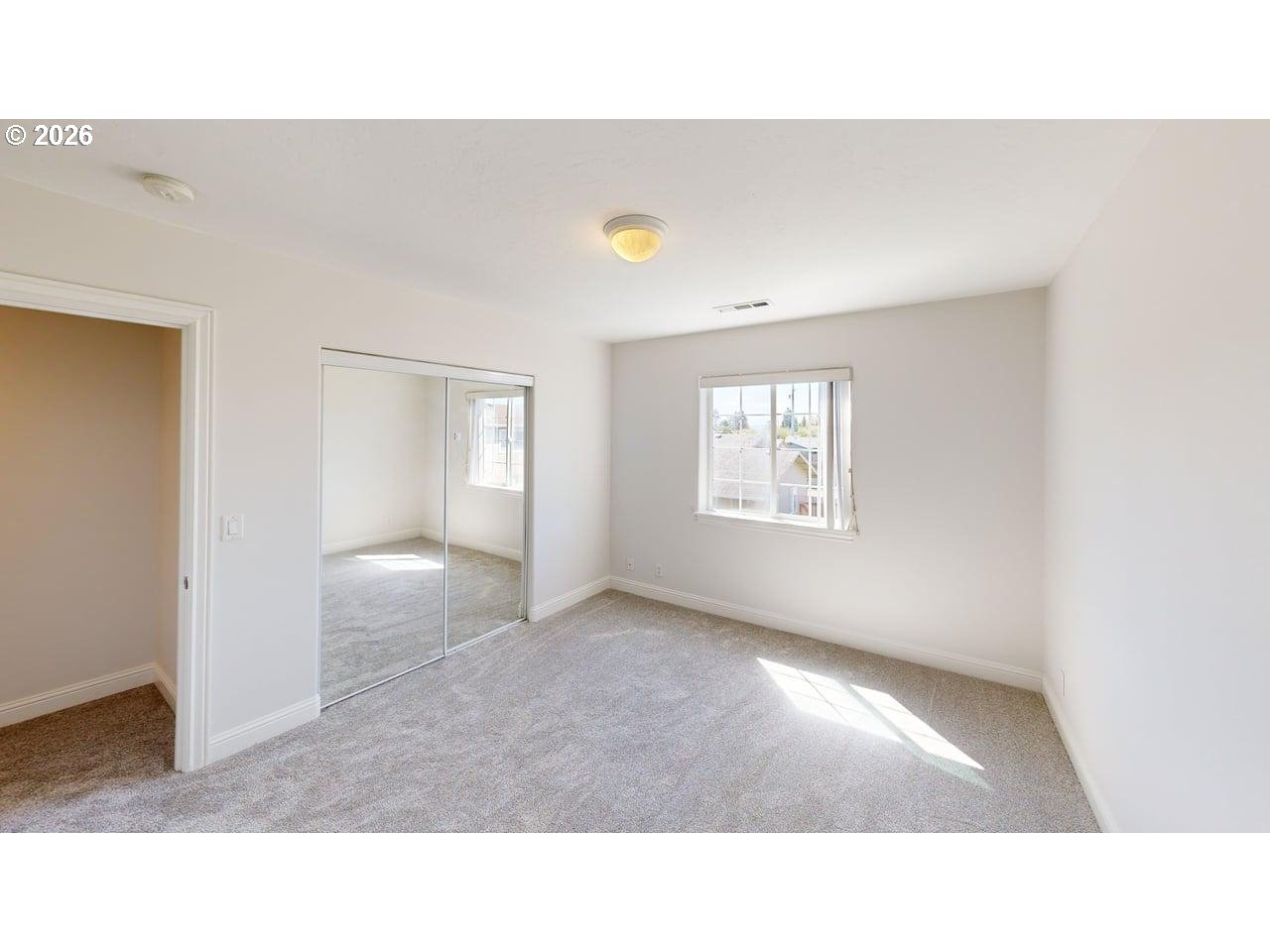 714 Pioneer Road, Unit B4 Brookings, OR 97415 - Photo 26 of 35 Bedroom