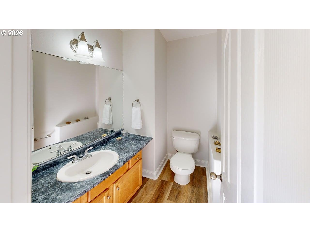 714 Pioneer Road, Unit B4 Brookings, OR 97415 - Photo 7 of 35 Bathroom