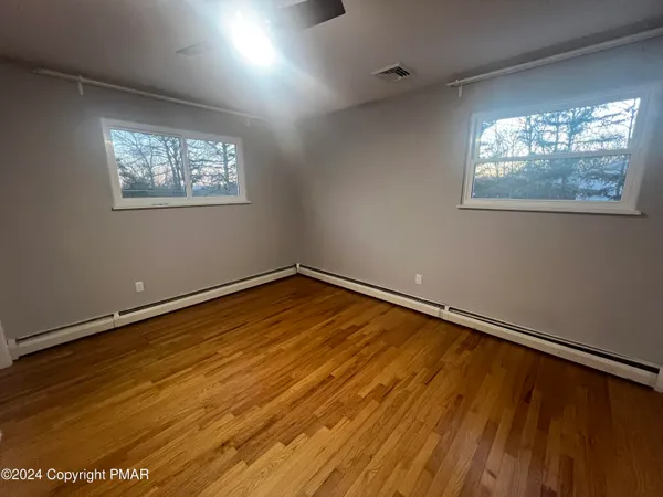 $2,200 | 94 Church Avenue, Mount Pocono, PA 18344