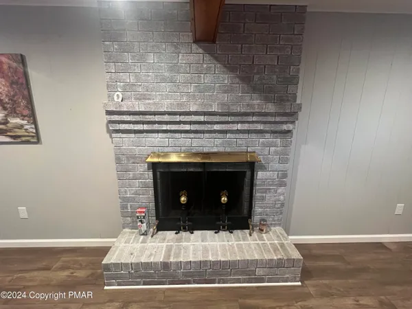 $2,200 | 94 Church Avenue, Mount Pocono, PA 18344