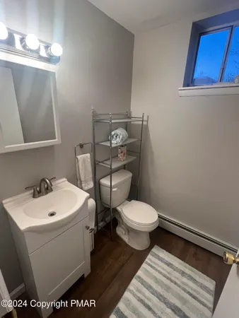 $2,200 | 94 Church Avenue, Mount Pocono, PA 18344