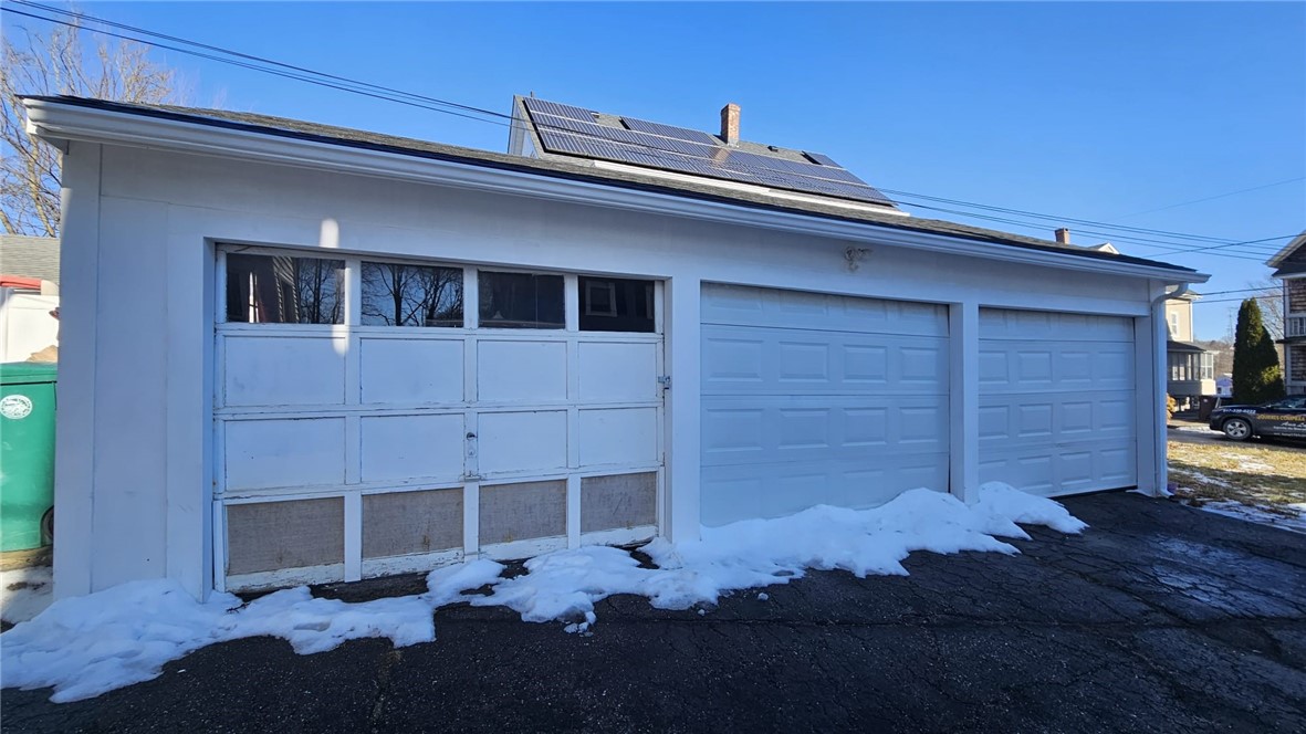 43 Summit Street Woonsocket, RI 02895 - Photo 2 of 7