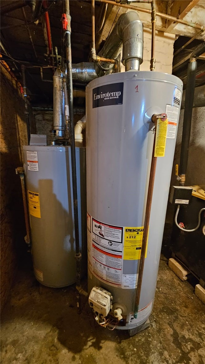 43 Summit Street Woonsocket, RI 02895 - Photo 4 of 7