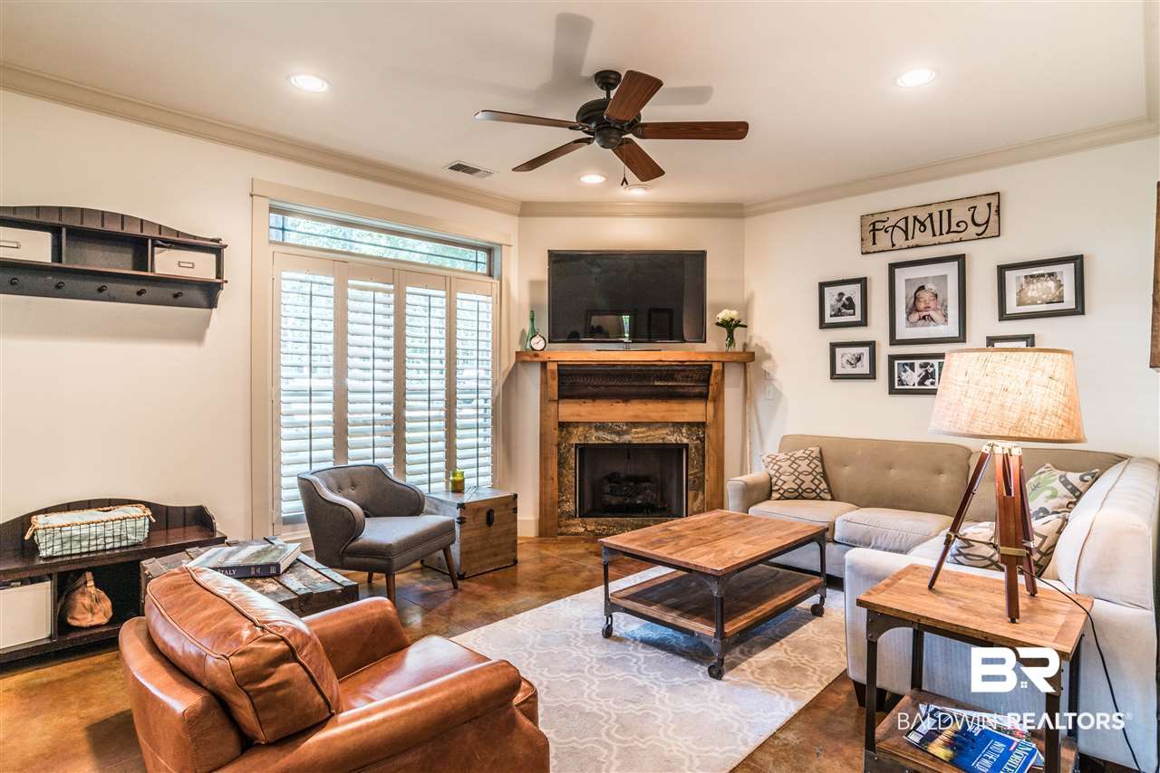 663 Bellangee Avenue Fairhope, AL 36532 - Photo 10 of 30