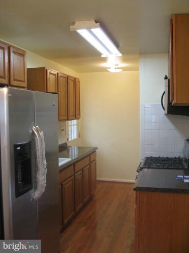 8113 New Riggs Road Hyattsville, MD 20783 - Photo 8 of 22 Kitchen