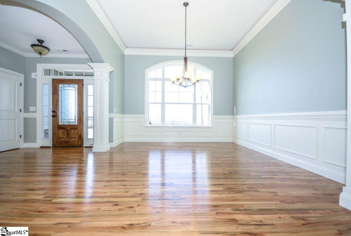 2025 Holly Springs Road Inman, SC 29349 - Photo 5 of 24