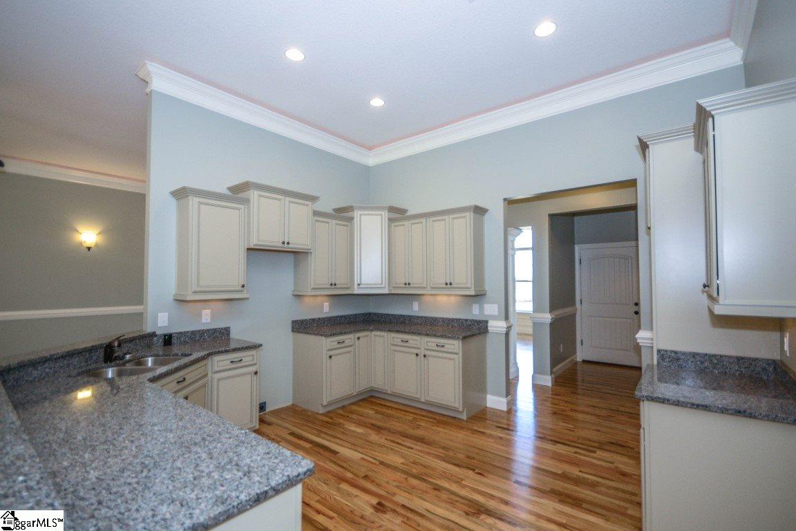 2025 Holly Springs Road Inman, SC 29349 - Photo 9 of 24