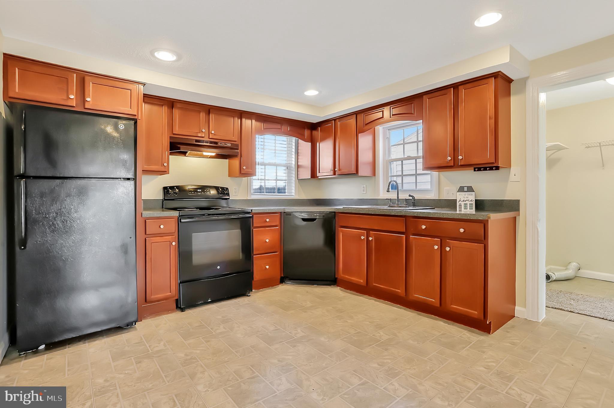 147 3rd Street Hanover, PA 17331 - Photo 5 of 33 Gallery Image 5