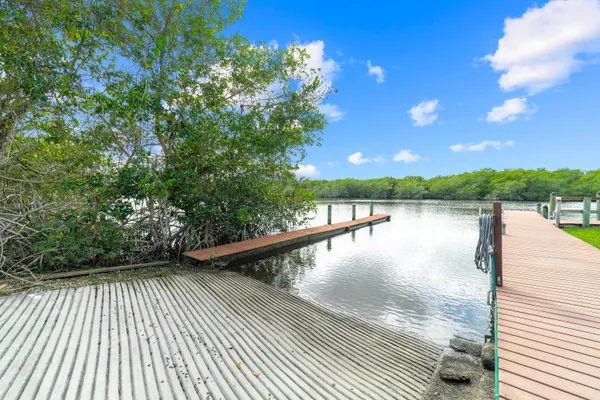 $227,950 | 841 Southwest South River Drive, Unit 205, Stuart, FL 34997