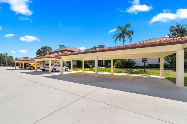 $227,950 | 841 Southwest South River Drive, Unit 205, Stuart, FL 34997