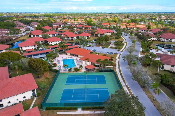 $227,950 | 841 Southwest South River Drive, Unit 205, Stuart, FL 34997
