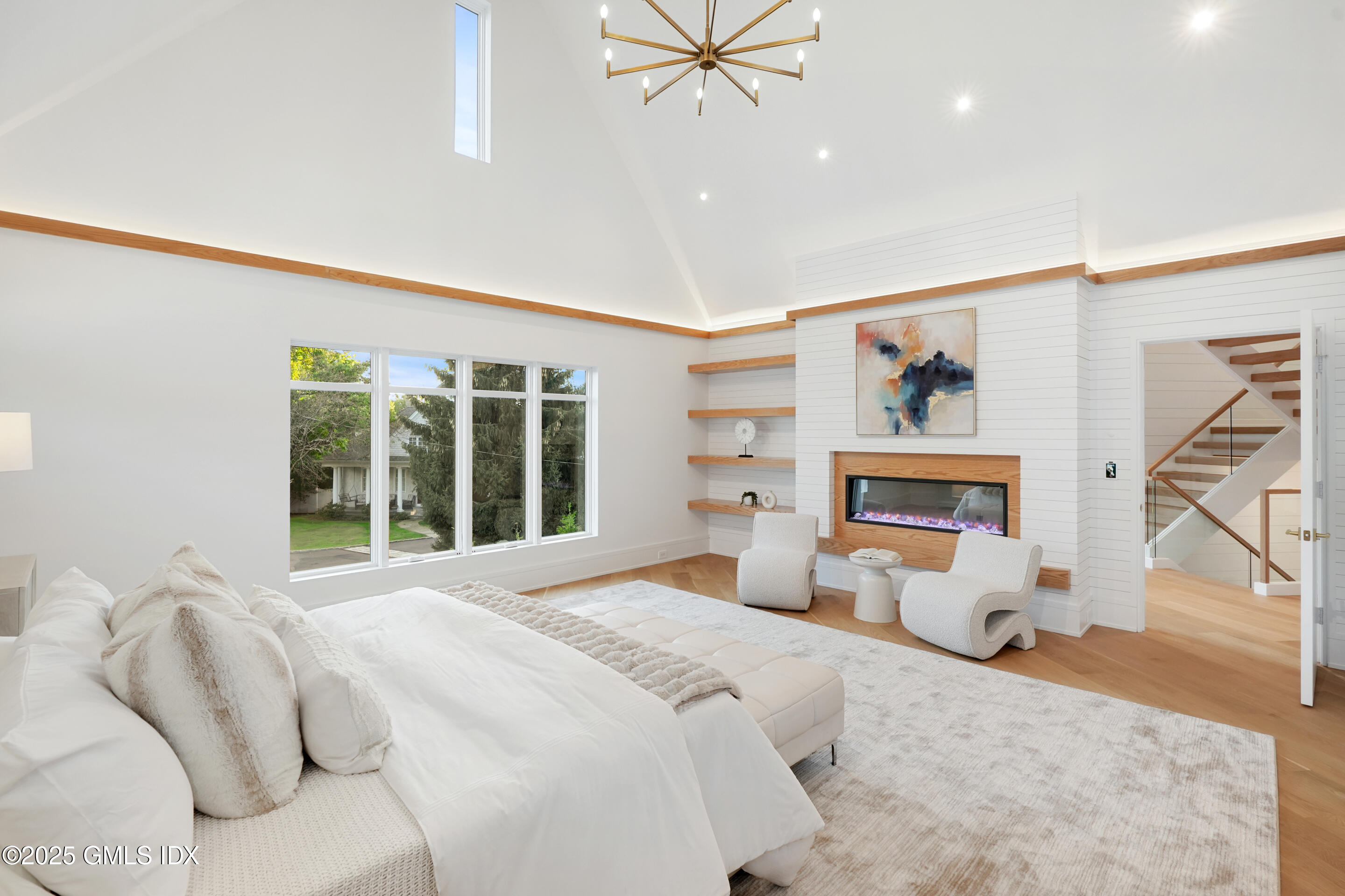 25 Dialstone Lane Riverside, CT 06878 - Photo 13 of 35 Primary Bedroom Suite