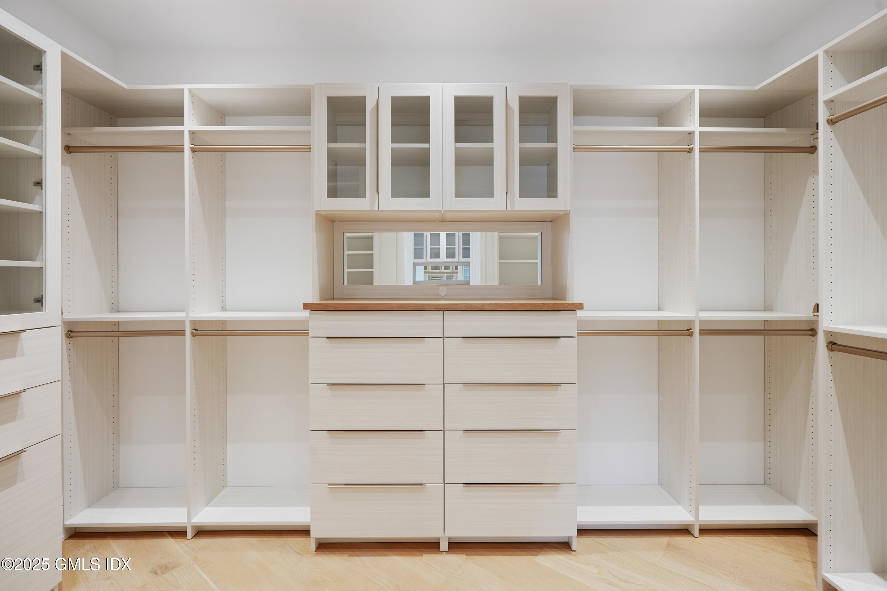 25 Dialstone Lane Riverside, CT 06878 - Photo 15 of 35 Primary Closet 1