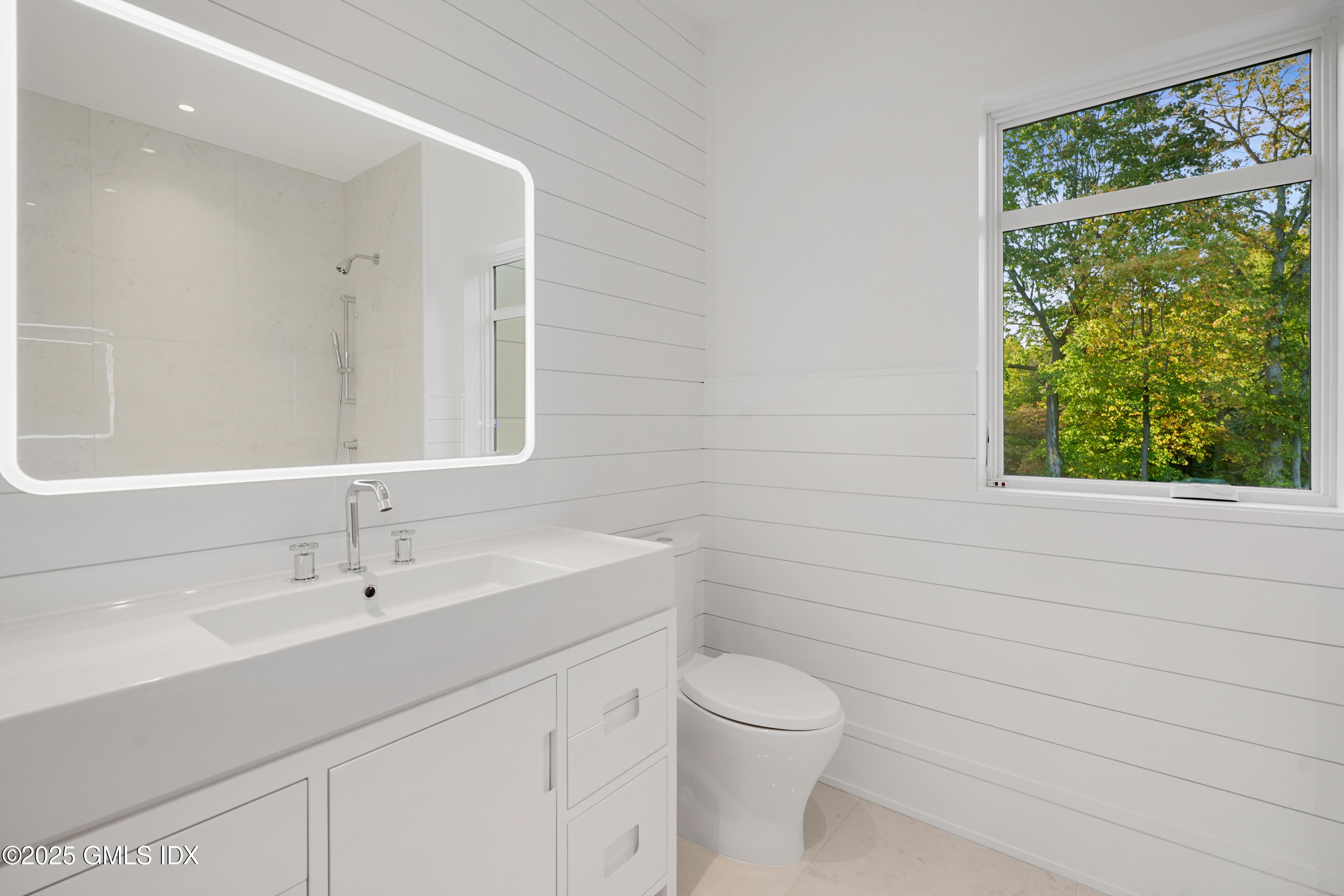 25 Dialstone Lane Riverside, CT 06878 - Photo 19 of 35 Bathroom