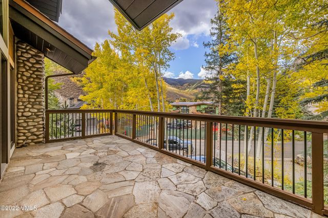 $5,600,000 | 1944 Sunburst Drive, #B, Vail, CO 81657