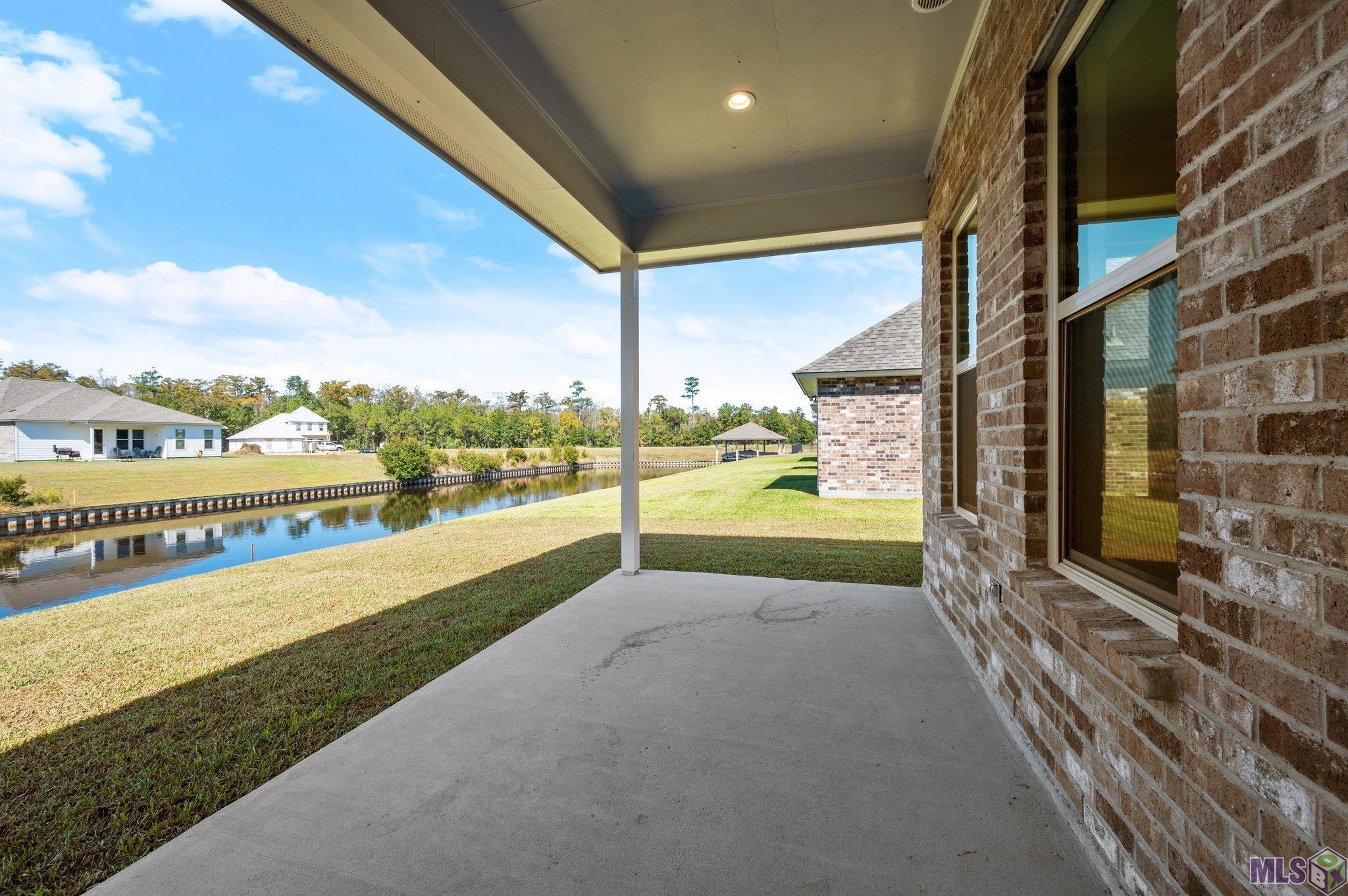 21425 Blue Fin Drive Springfield, LA 70462 - Photo 23 of 26