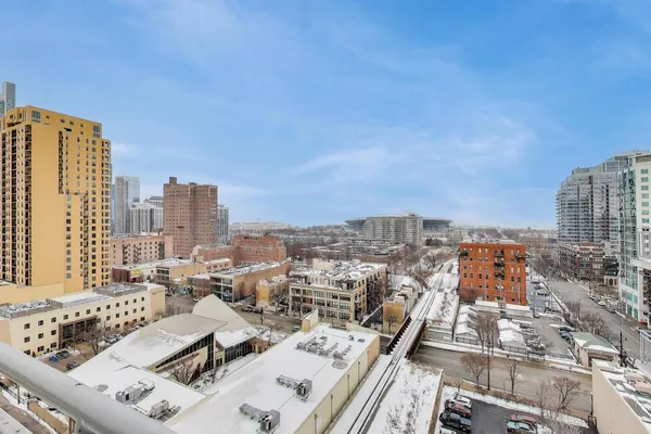 $420,000 | 50 East 16th Street, Unit 1304, Chicago, IL 60616