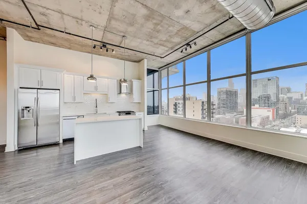$420,000 | 50 East 16th Street, Unit 1304, Chicago, IL 60616