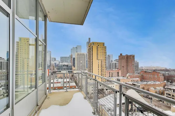 $420,000 | 50 East 16th Street, Unit 1304, Chicago, IL 60616