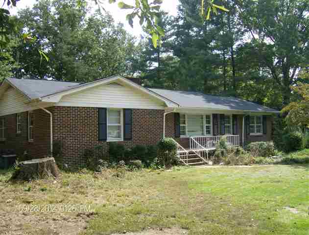 3900 Edwards Road Taylors, SC 29687 - Photo 3 of 3 Gallery Image 3